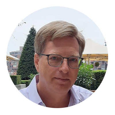 Nick Service headshot